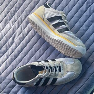 Adidas SL 72 Sneakers - White, Black, and Yellow